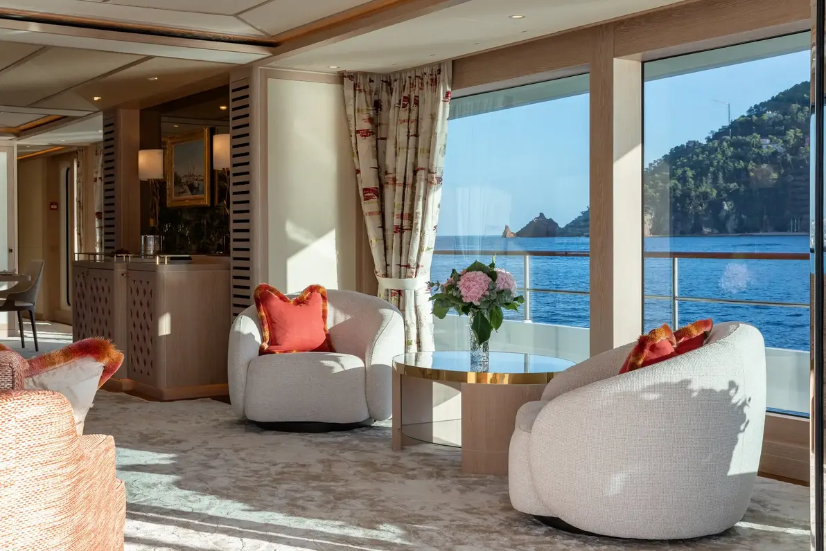 Seaflower Main Saloon Lounge 2